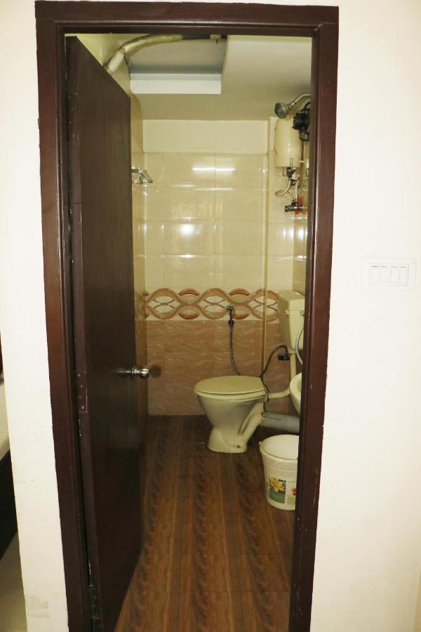 S4 Residency Hotel Chennai Bagian luar foto