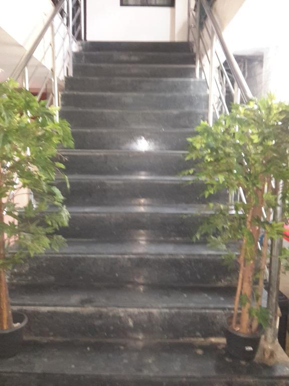 S4 Residency Hotel Chennai Bagian luar foto